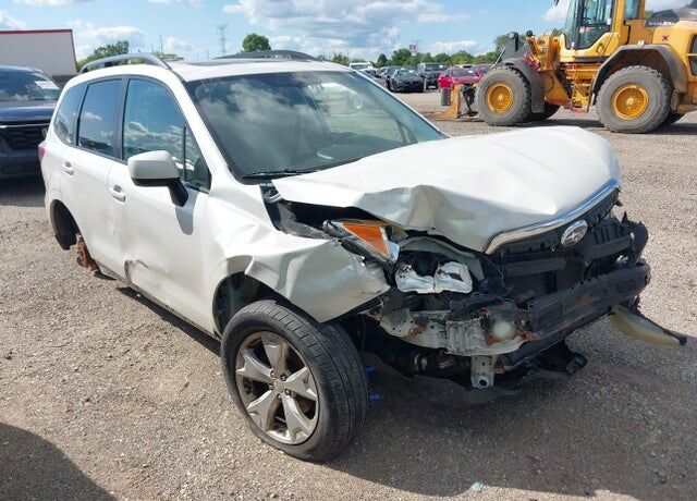 2014 SUBARU Forester