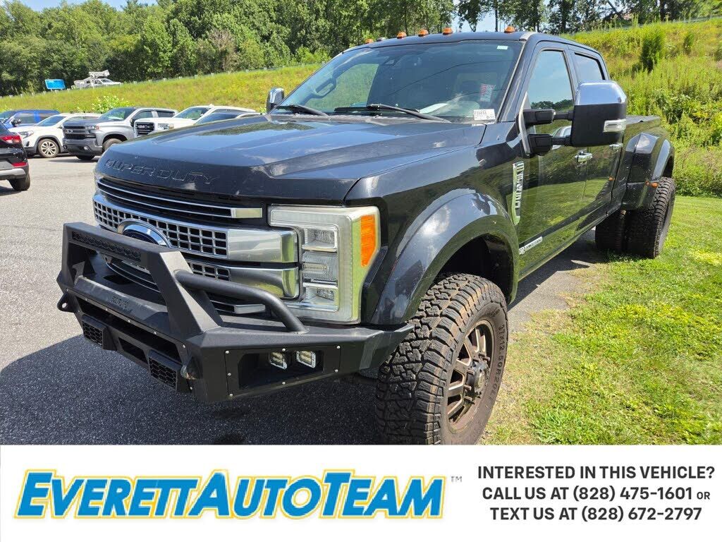 2017 FORD F-450