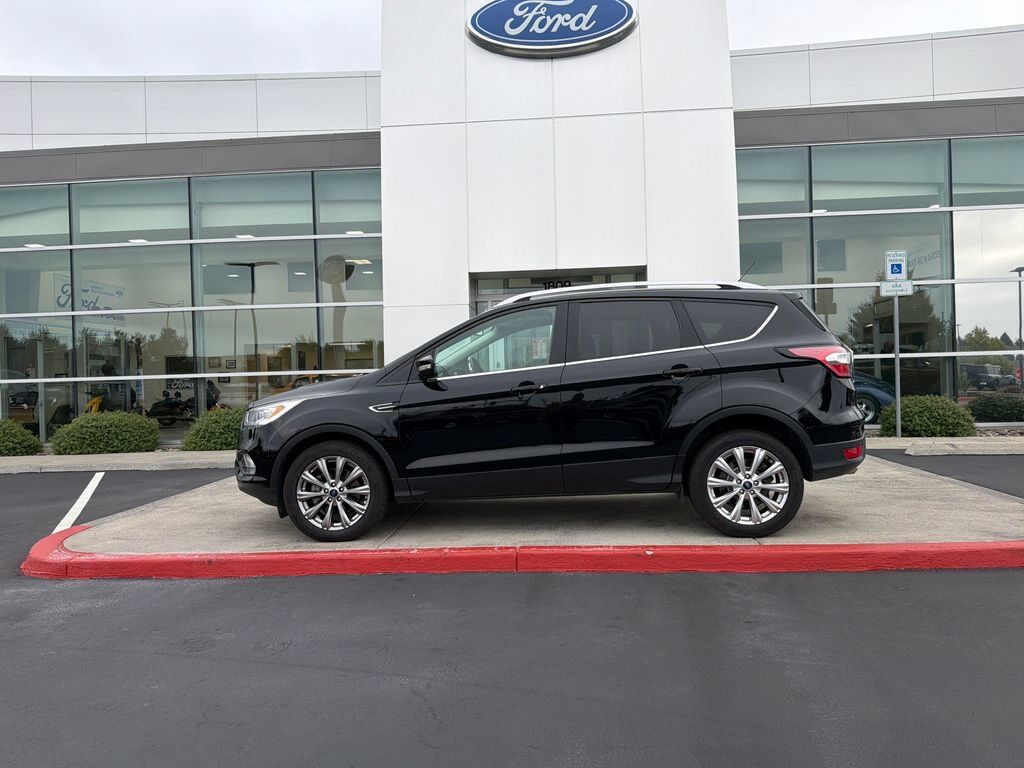 2017 FORD Escape