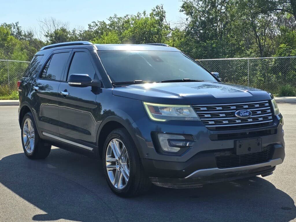 2016 FORD Explorer
