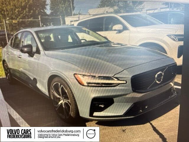 2024 VOLVO S60
