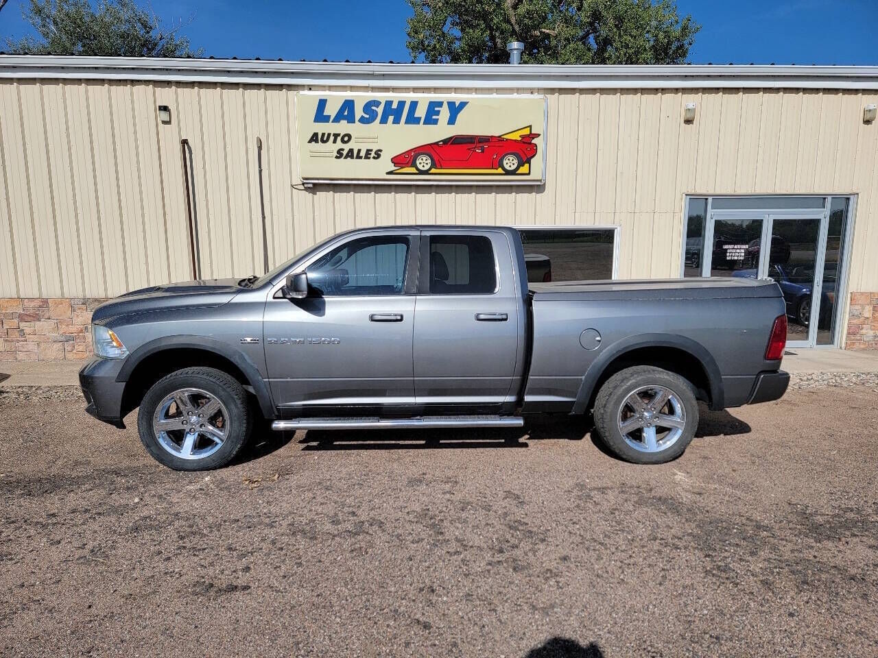 2011 DODGE Ram