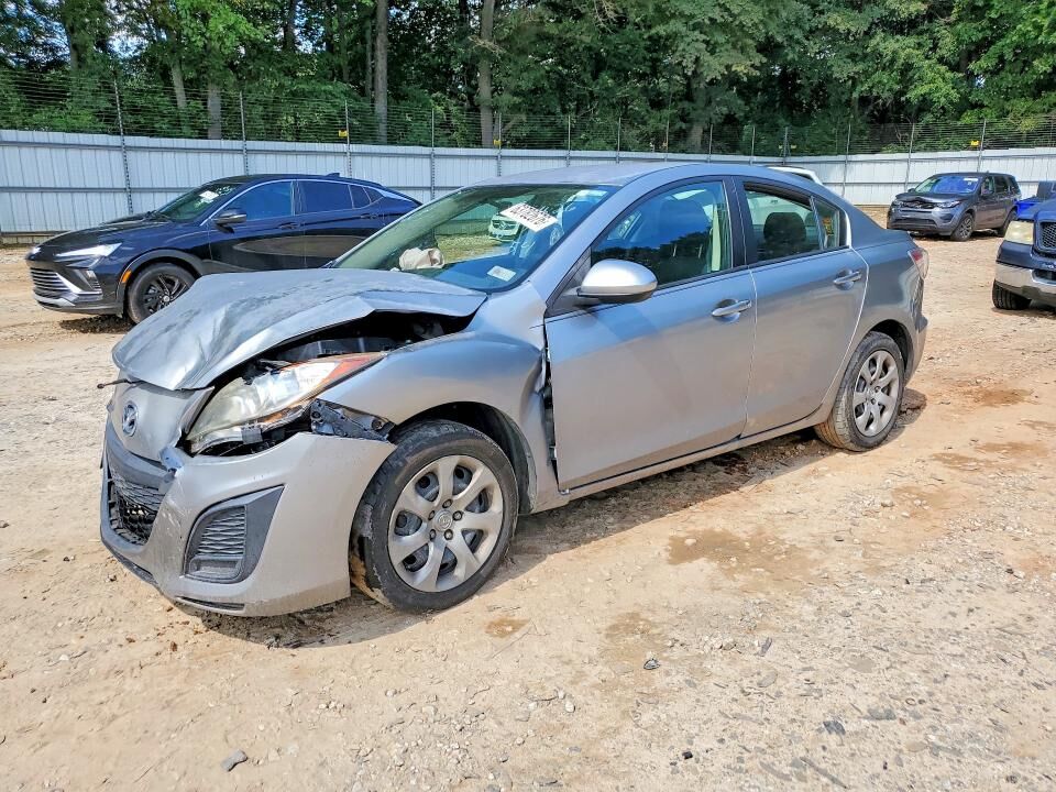 2011 MAZDA Mazda3