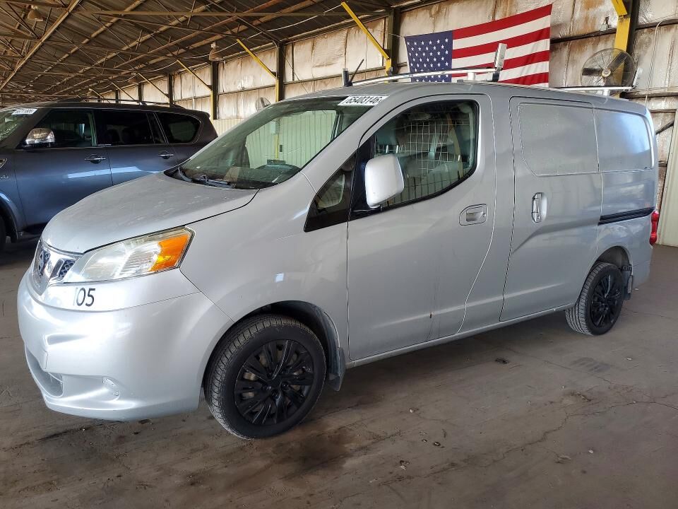 2013 NISSAN NV200