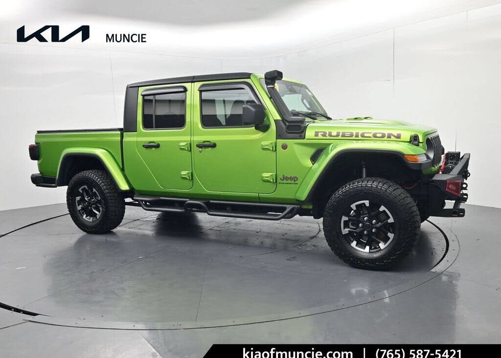 2025 JEEP Gladiator