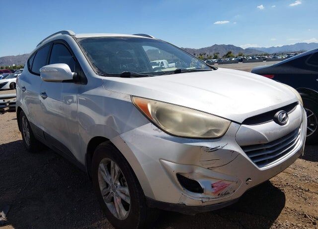 2012 HYUNDAI Tucson