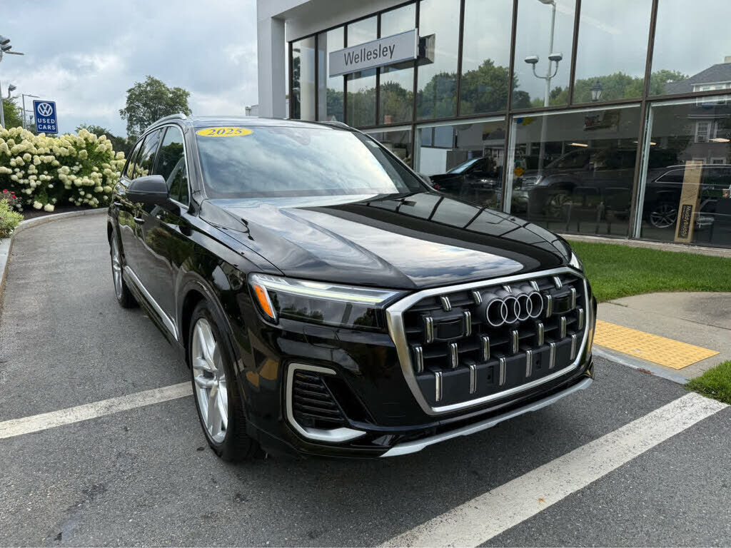 2025 AUDI Q7