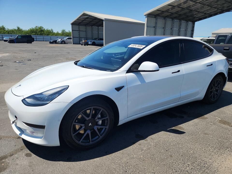 2018 TESLA Model 3