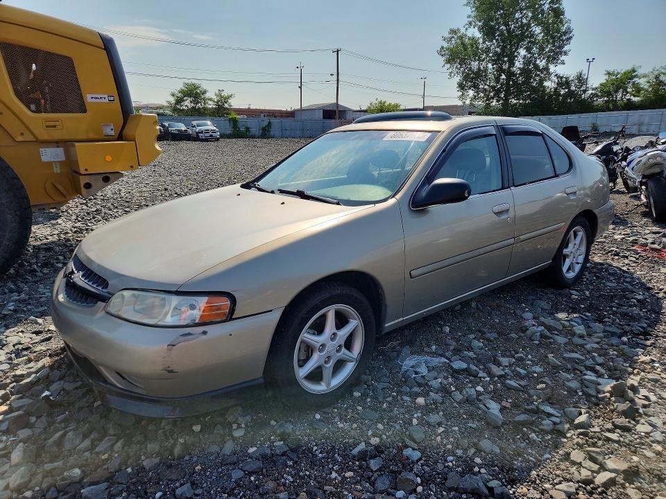 2000 NISSAN Altima