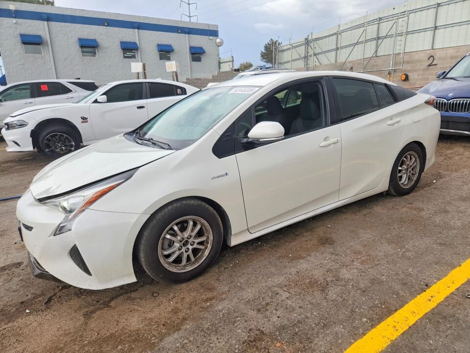 2016 TOYOTA PRIUS