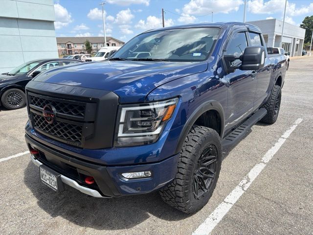 2024 NISSAN Titan