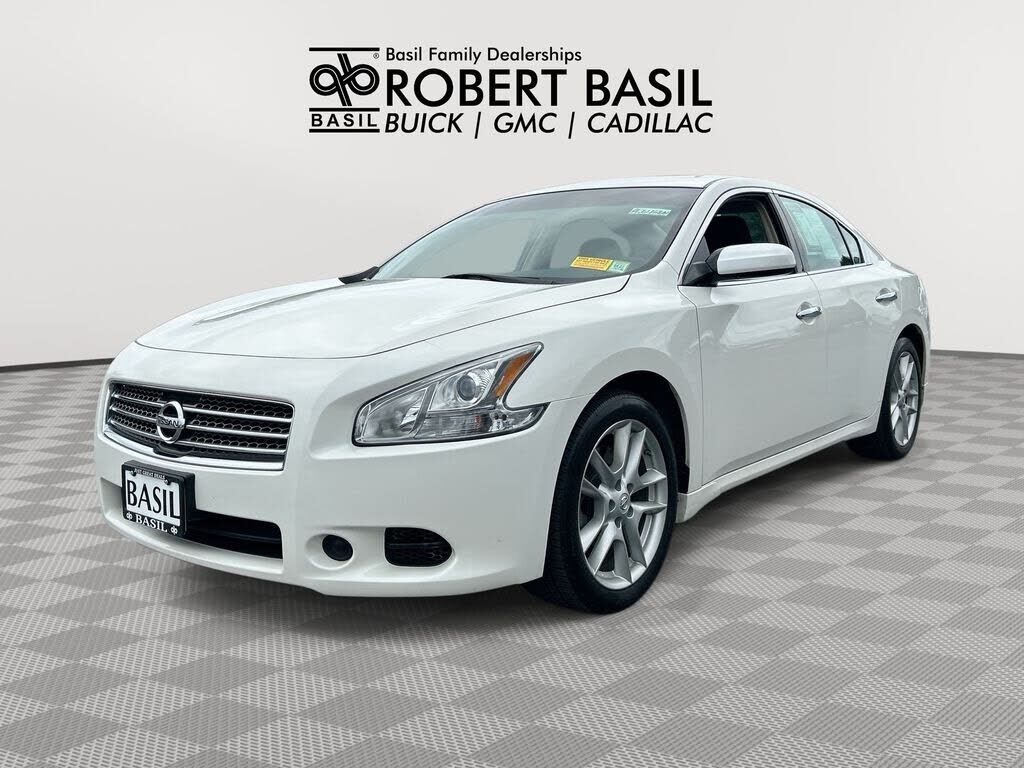 2011 NISSAN Maxima