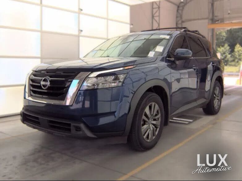 2022 NISSAN Pathfinder