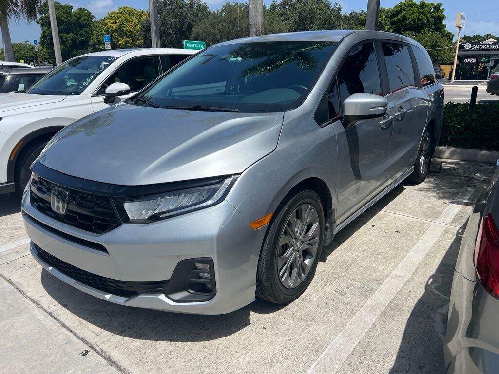 2025 HONDA Odyssey