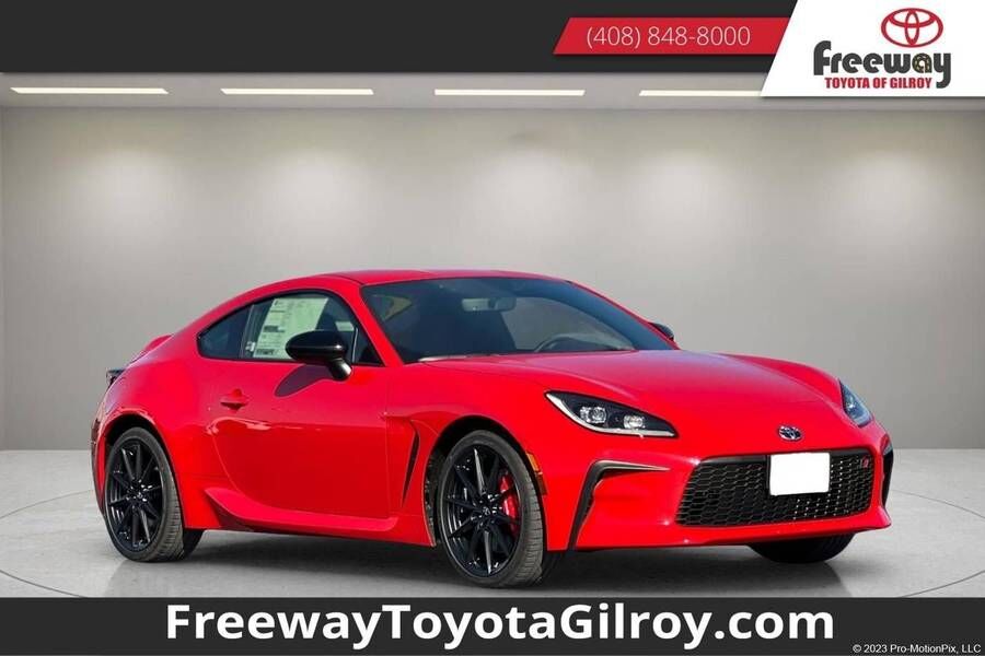 2026 TOYOTA GR86
