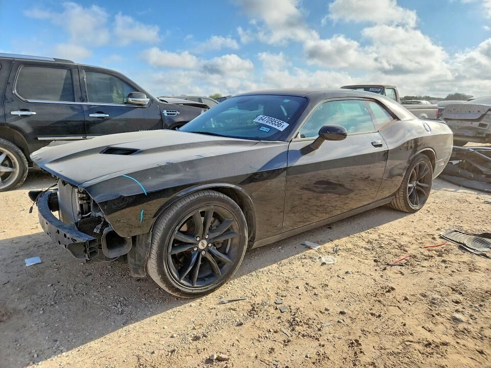 2017 DODGE Challenger