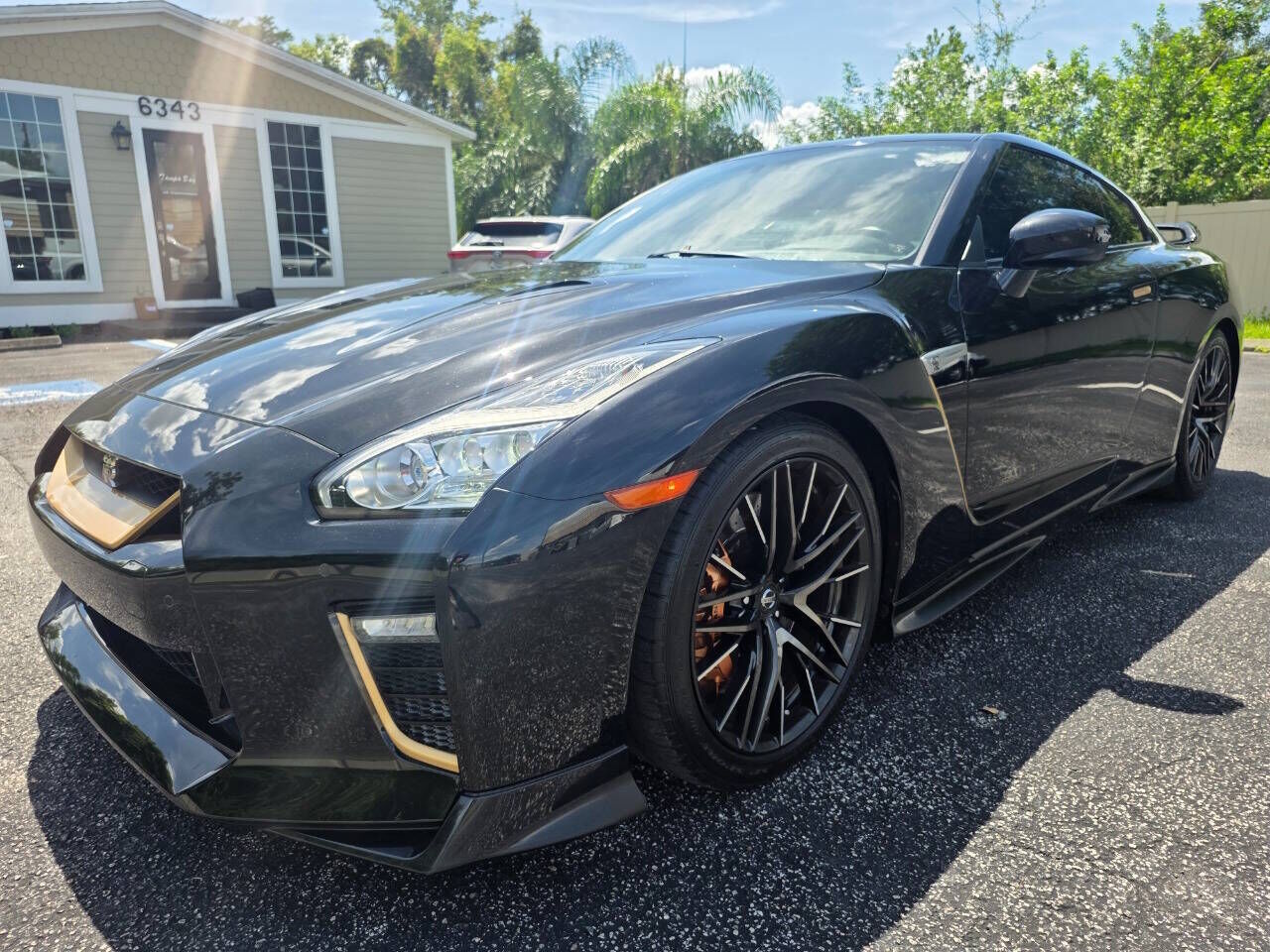 2021 NISSAN GT-R