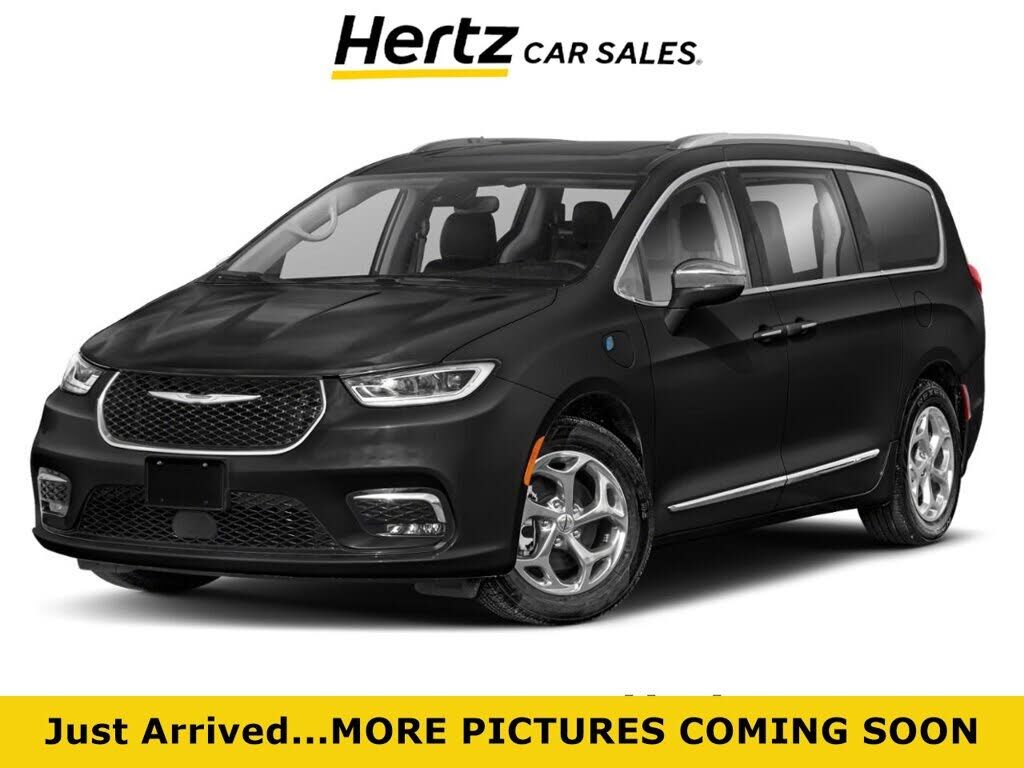 2023 CHRYSLER Pacifica