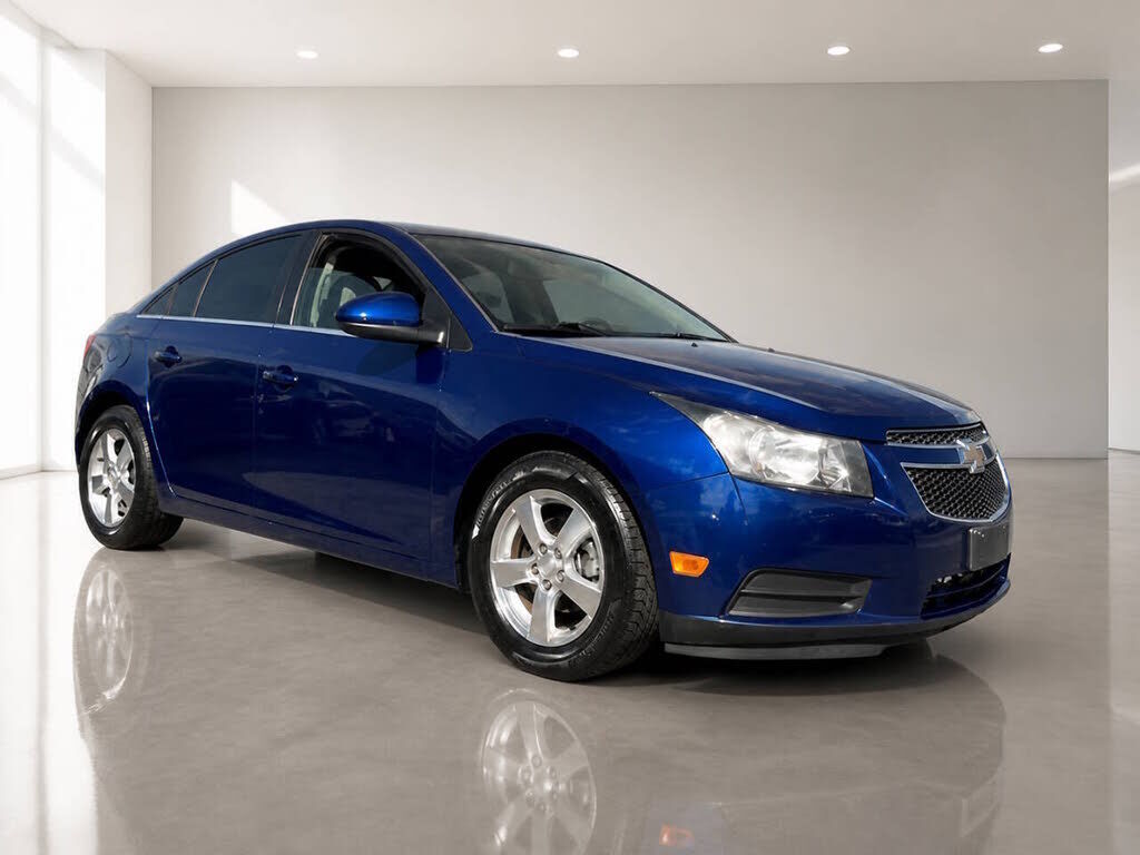 2013 CHEVROLET Cruze