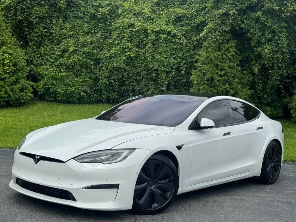 2022 TESLA Model S