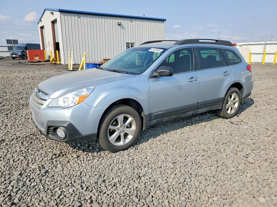 2014 SUBARU Outback