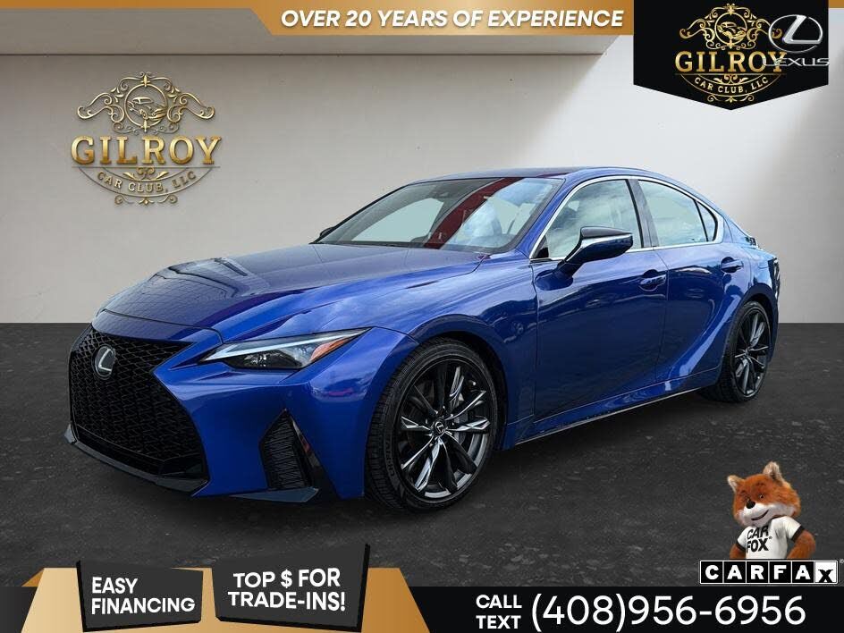 2022 LEXUS IS