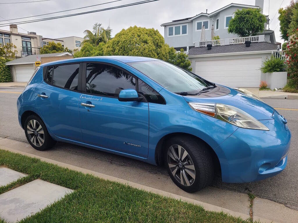 2013 NISSAN Leaf