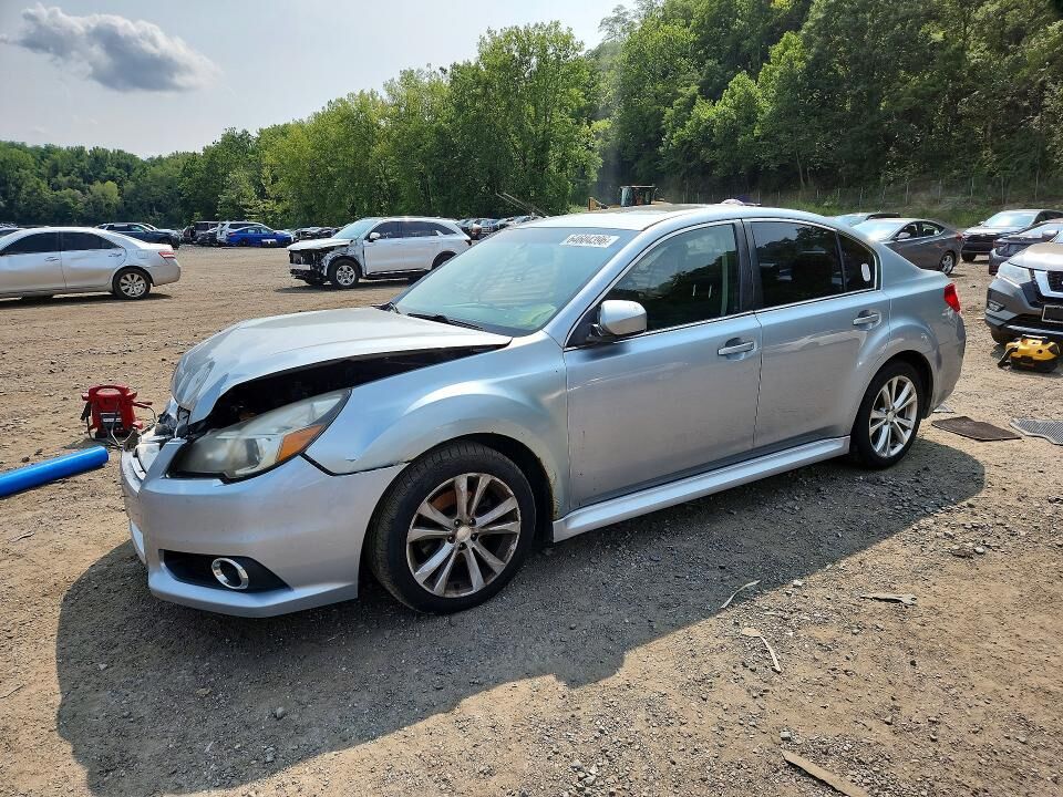 2013 SUBARU Legacy