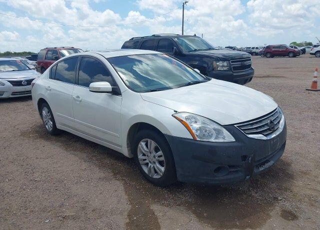 2010 NISSAN Altima