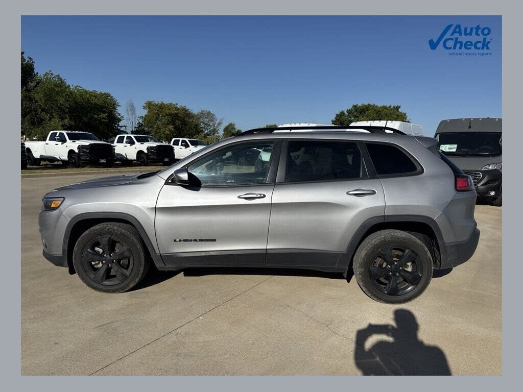 2021 JEEP Cherokee