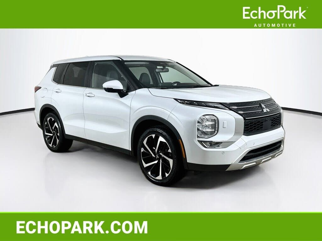 2024 MITSUBISHI Outlander
