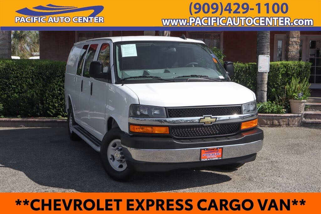 2025 CHEVROLET Express