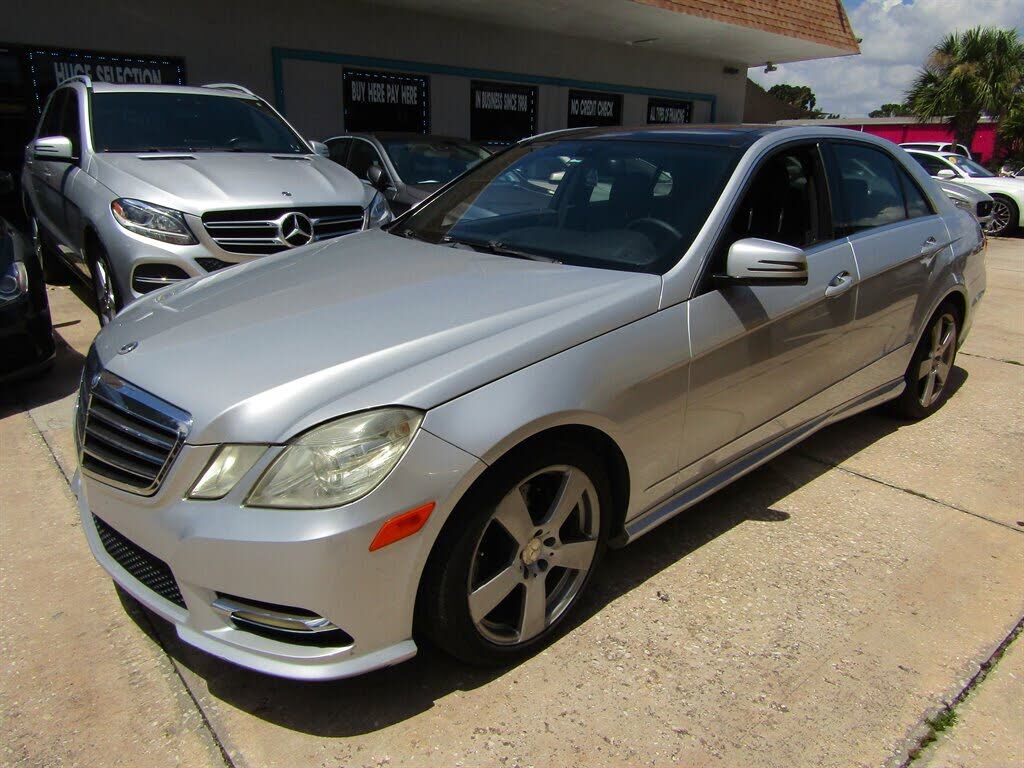 2010 MERCEDES-BENZ E-Class