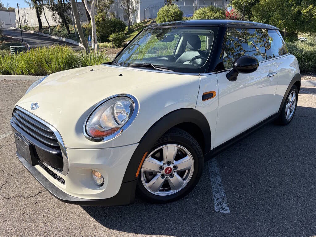 2017 MINI Hardtop