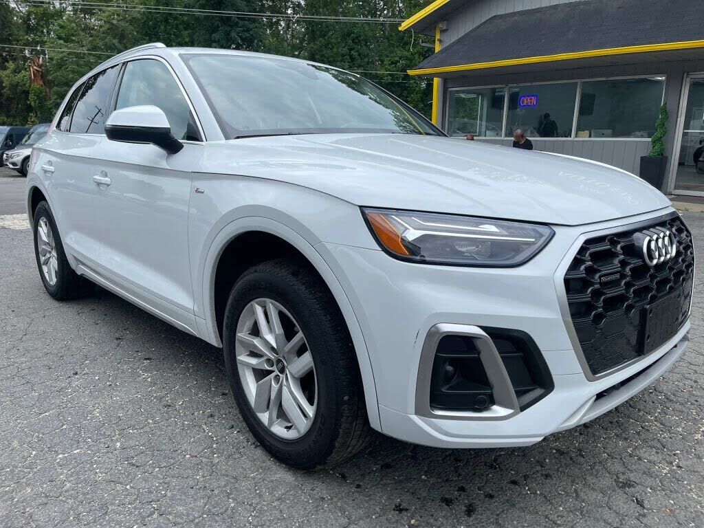 2022 AUDI Q5