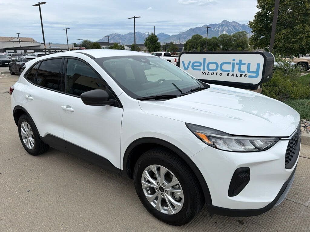 2025 FORD Escape