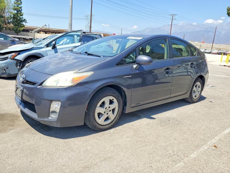 2011 TOYOTA PRIUS