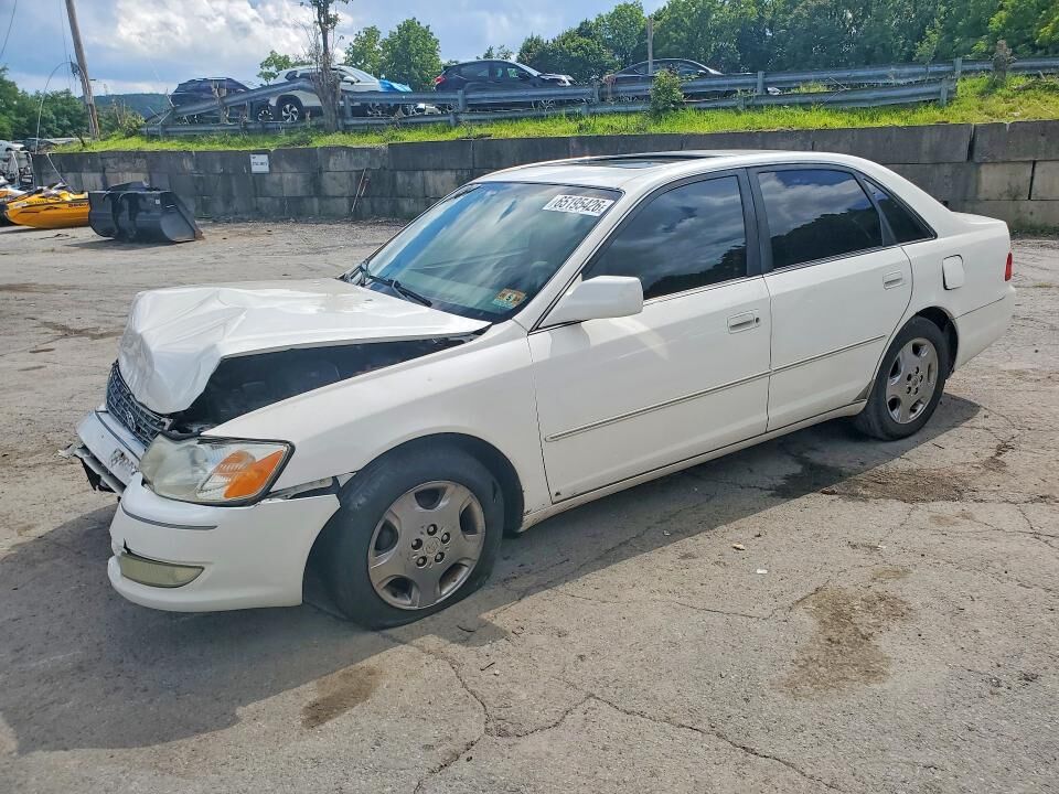 2004 TOYOTA Avalon