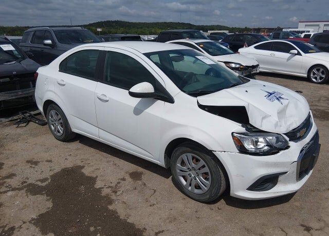 2017 CHEVROLET Sonic