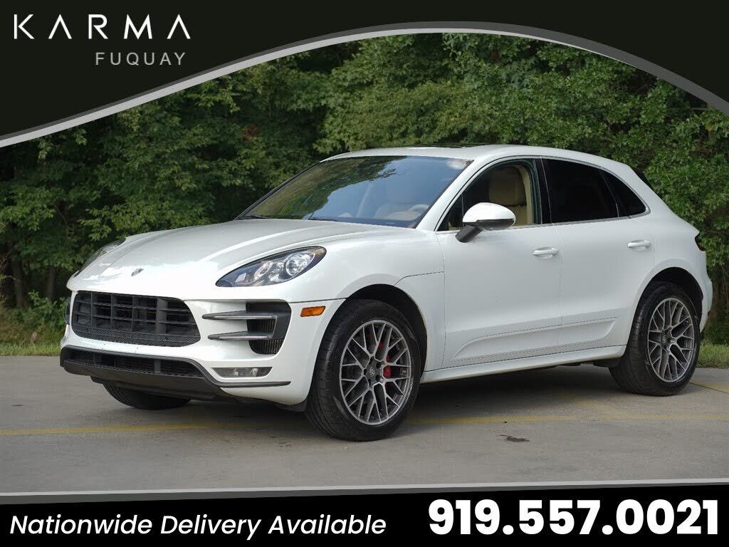 2016 PORSCHE Macan