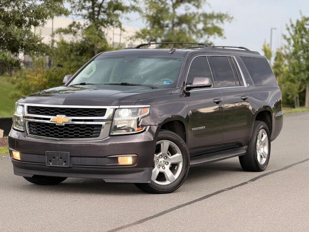 2016 CHEVROLET Suburban