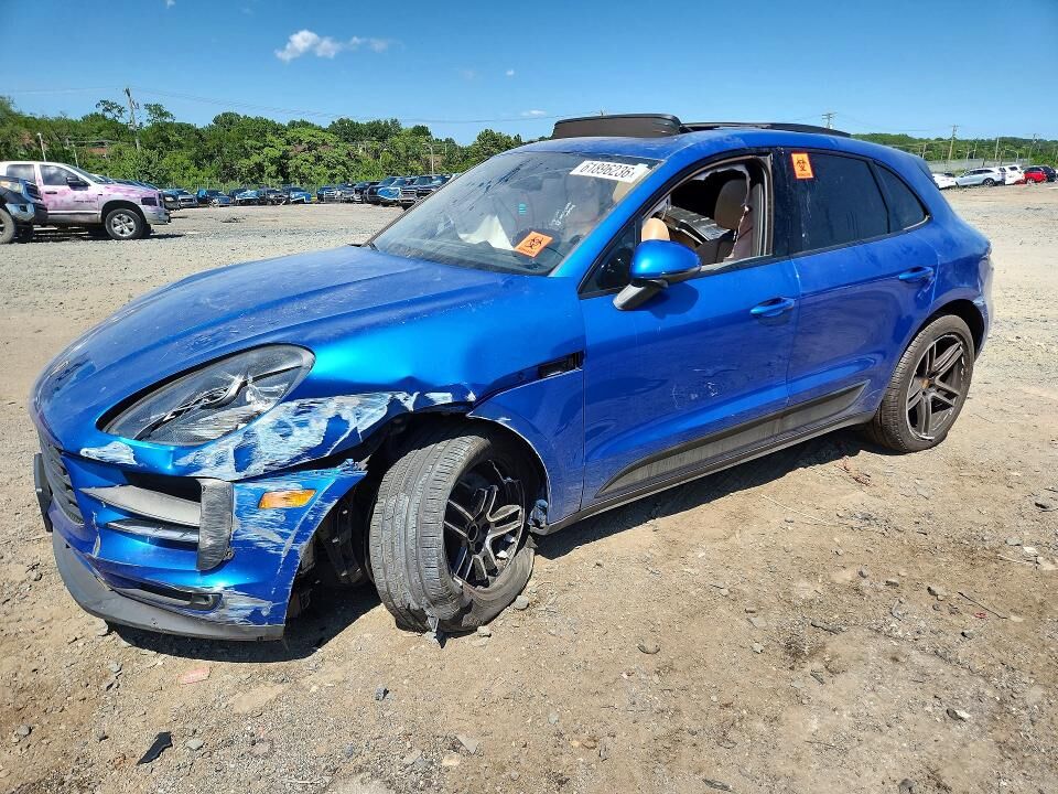 2019 PORSCHE Macan