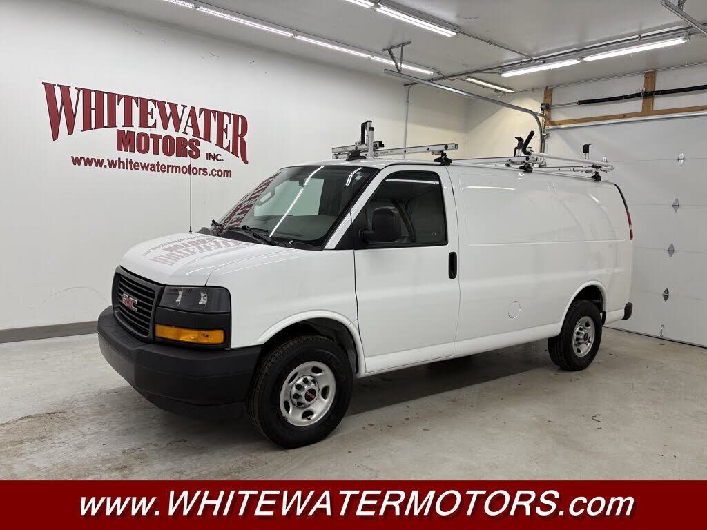 2023 GMC Savana