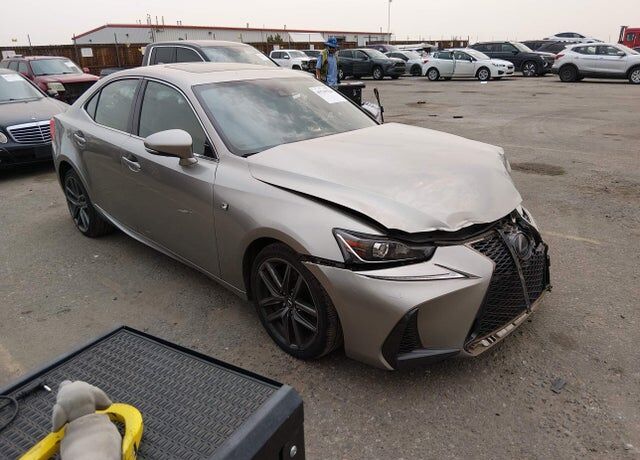 2018 LEXUS IS