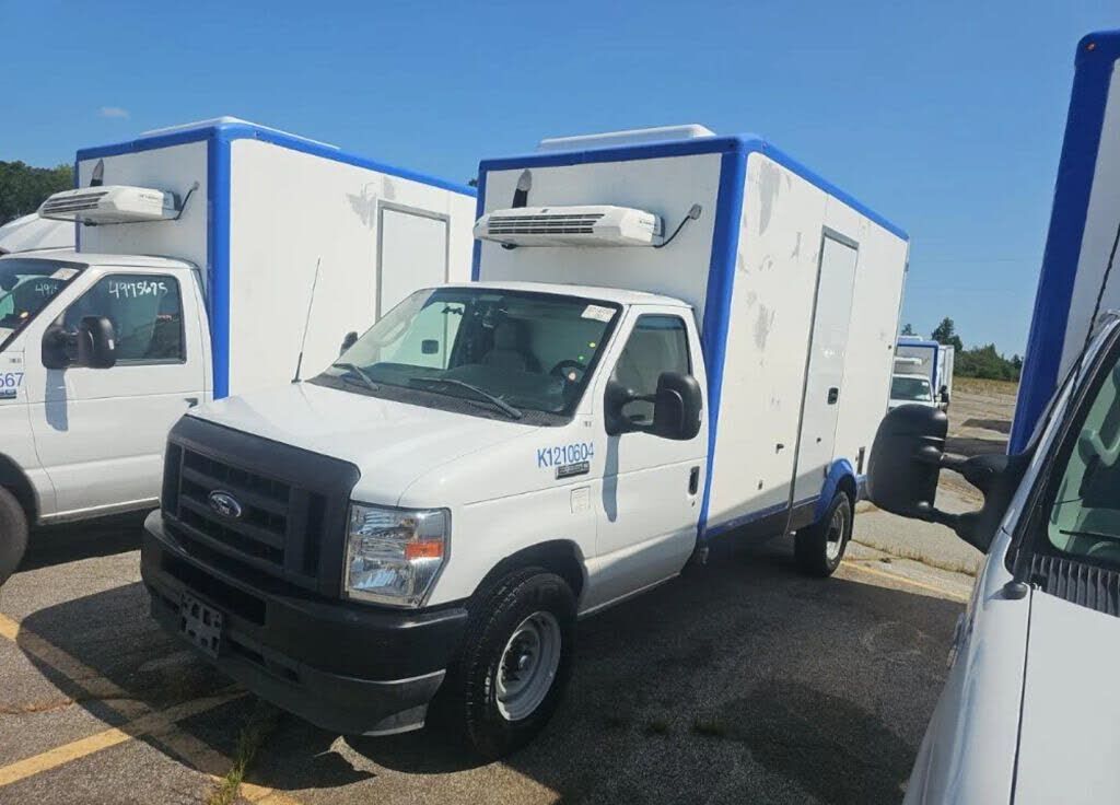 2023 FORD E-350
