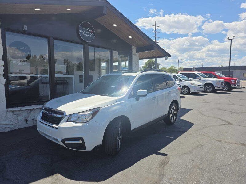 2017 SUBARU Forester