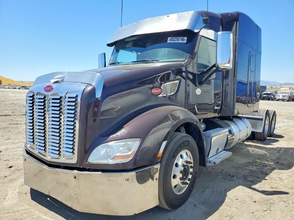 2015 PETERBILT 579