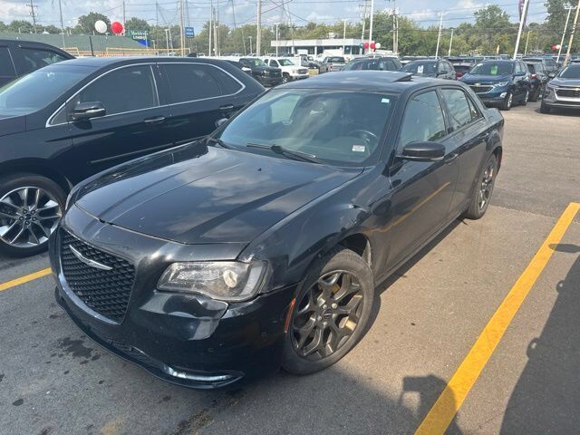 2016 CHRYSLER 300