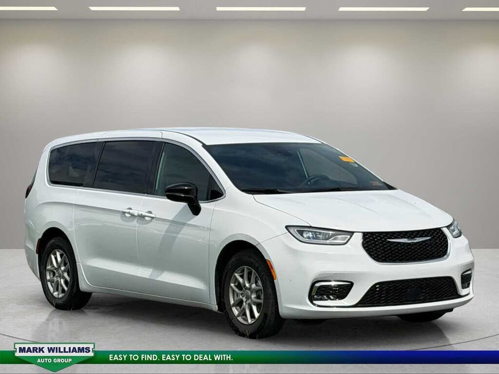 2025 CHRYSLER Pacifica
