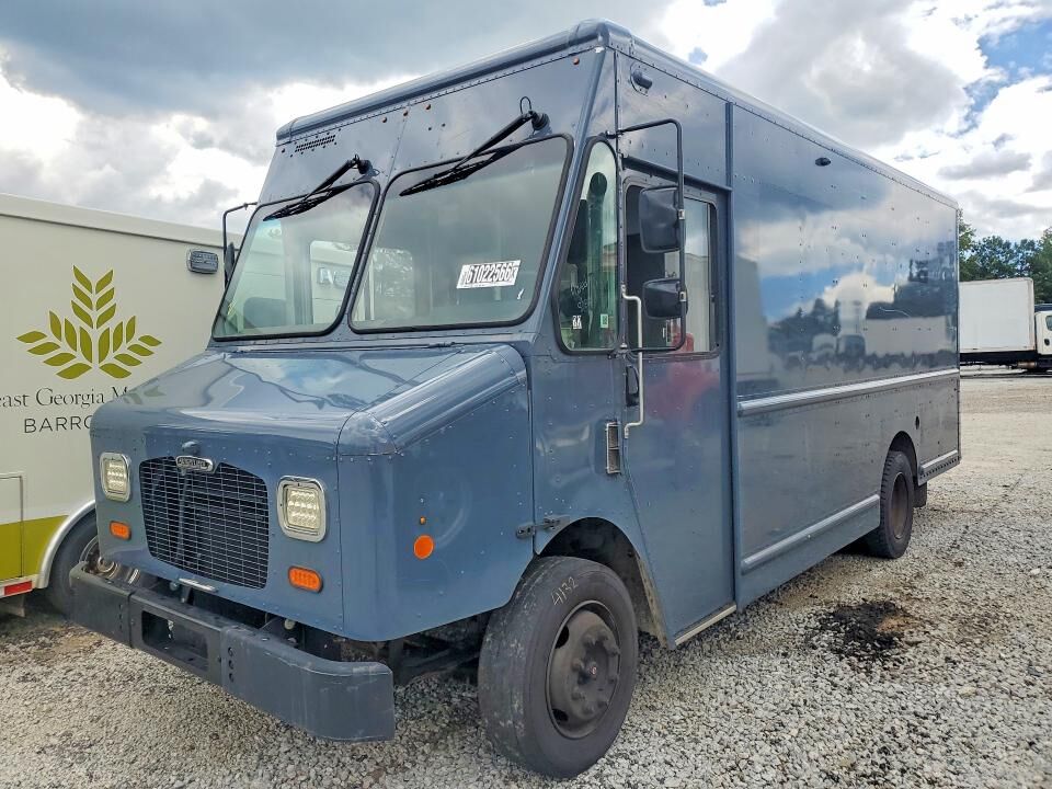 2021 FREIGHTLINER MT 45G Front Gasoline Engine Walk in Van Chassis